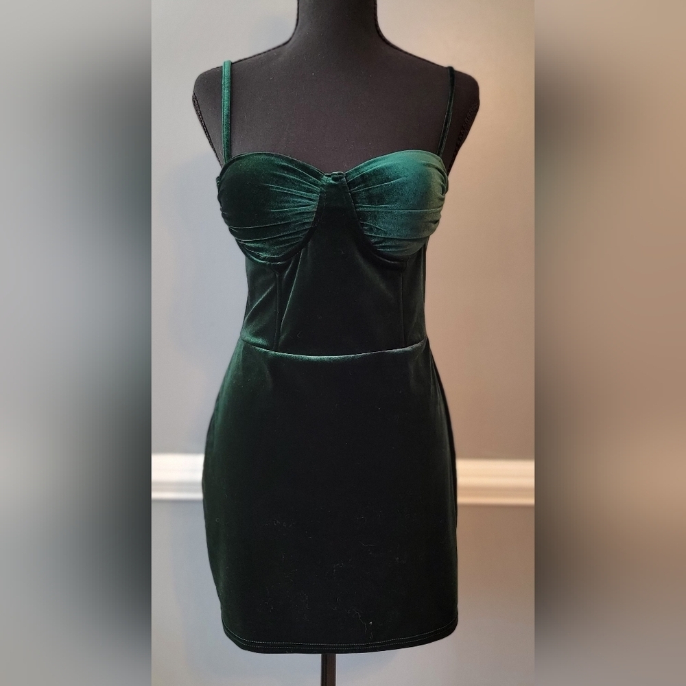 Windsor Emerald Green Velvet Bustier Mini Dress